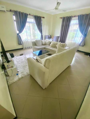 2 bedrooms cozy house for home makers